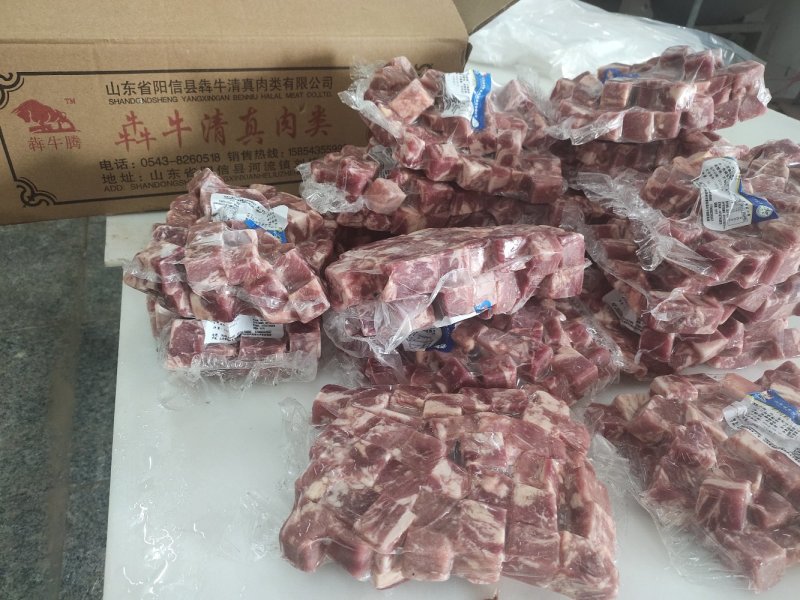 高品质精品牛肉粒源头厂家口感好，品质佳，谷饲好原料