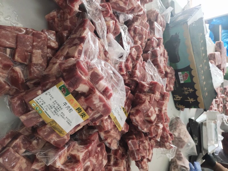高品质精品牛肉粒源头厂家口感好，品质佳，谷饲好原料