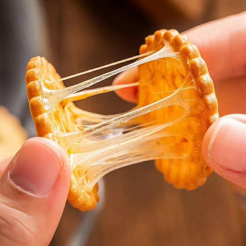 咸蛋蛋黄麦芽饼干网红小零食净重500克/盒包邮一件代发