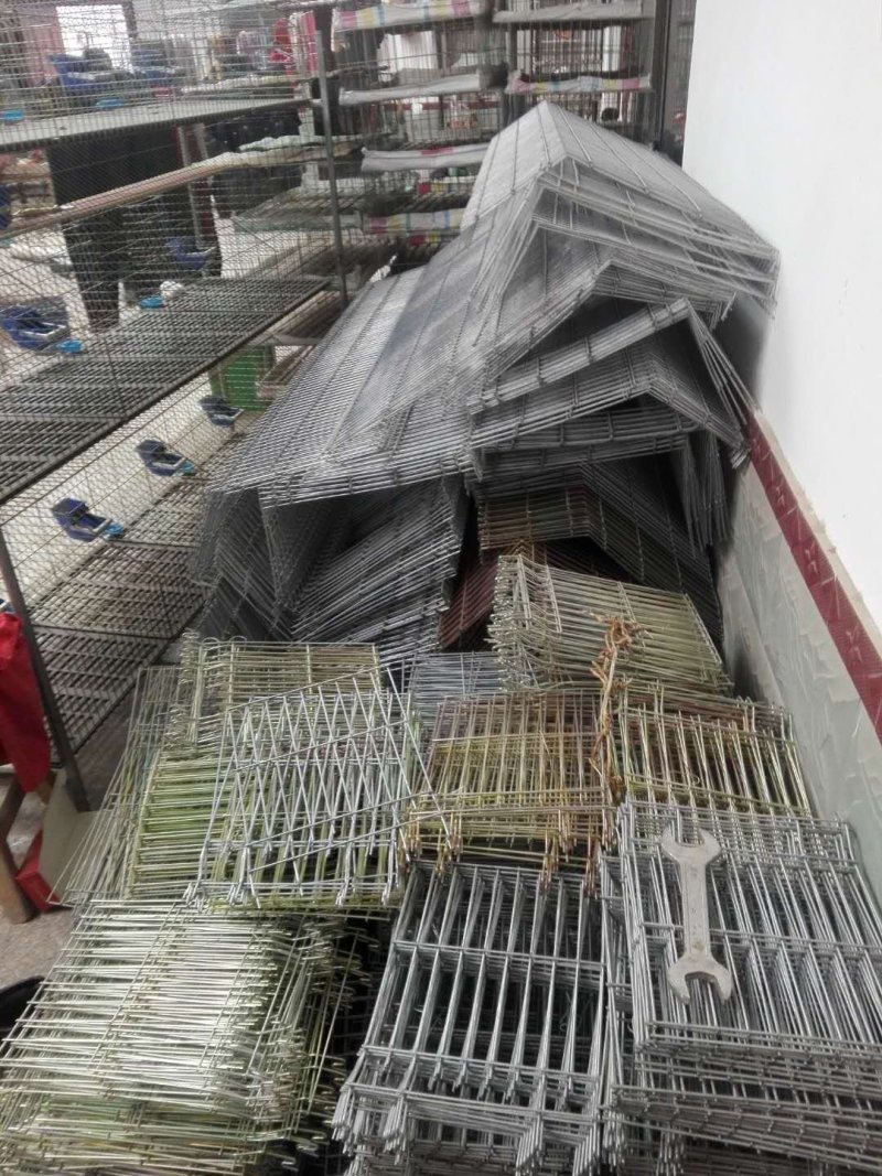 免清粪养殖兔笼新型免清粪加密加粗镀锌笼条，大量批发零售