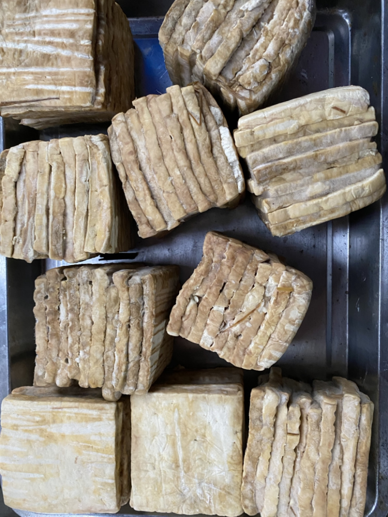 大方爆浆豆腐手撕豆腐织金八步臭豆腐