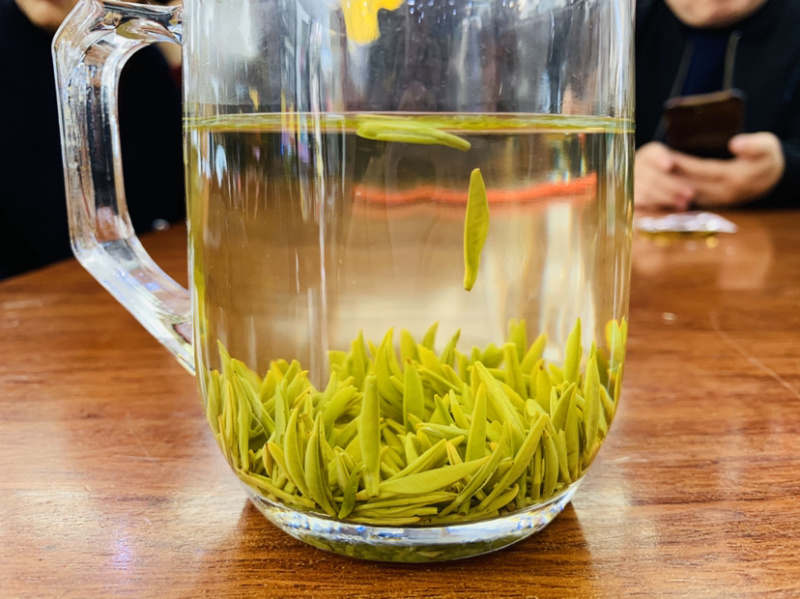 贡茶