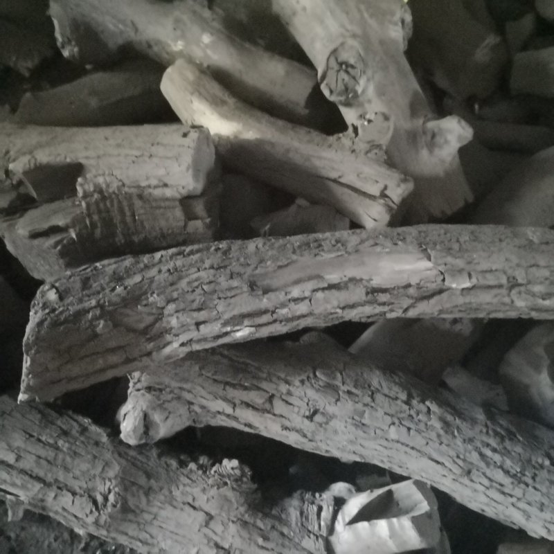 木炭机制木炭烧烤木炭苹果炭梨木炭