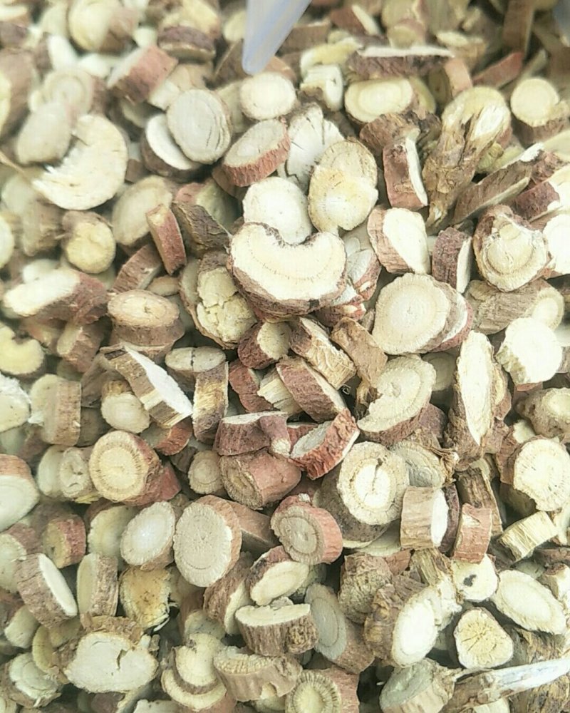 甘草，常年批发供应甘草中药材量大从优，