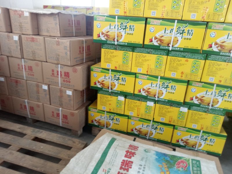 鲜汤土鸡精诚招全国代理商，厂家直供诚招全国合作伙伴