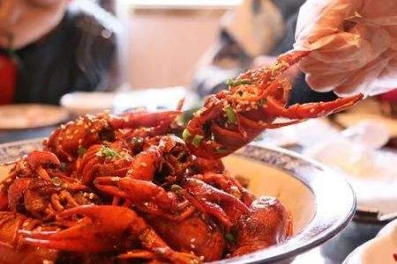 徳炎麻辣小龙虾，中号4-6钱，900g顶配包装，一手货源