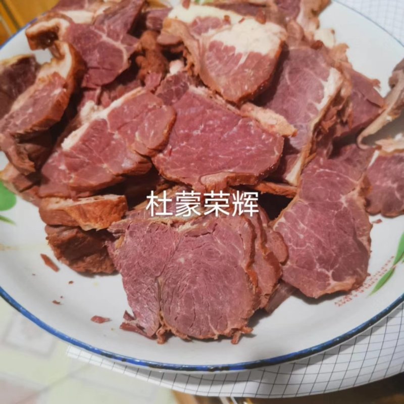 五香熟牛肉厂家直销真空包装大量供应