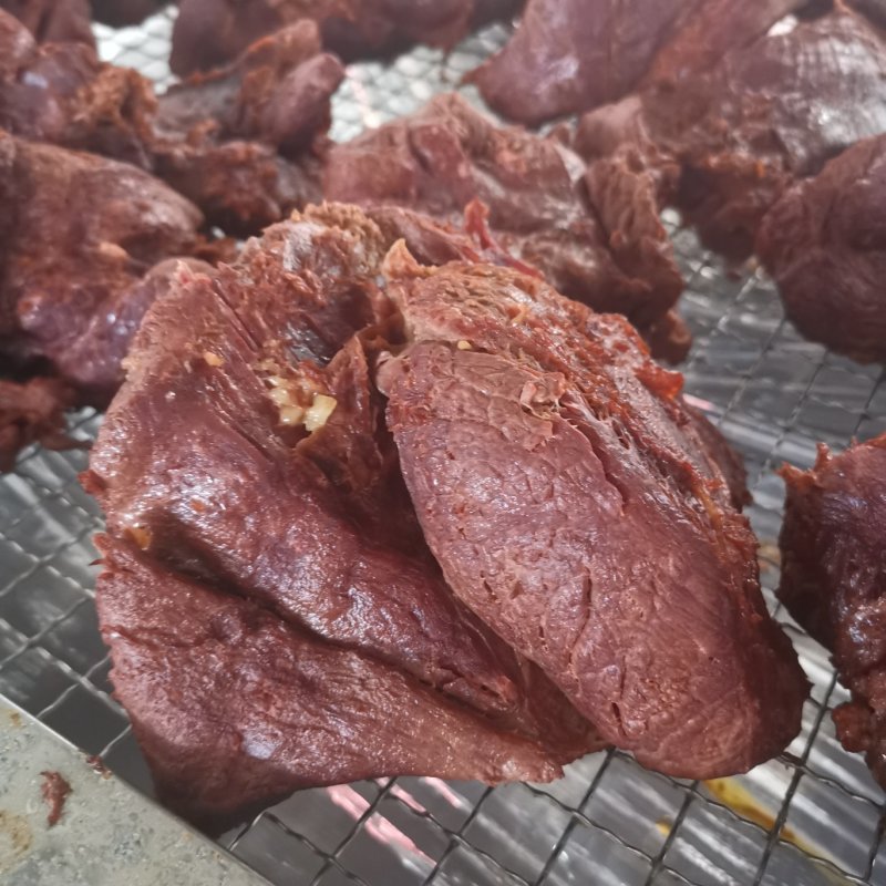 牛肉熟牛肉五香全熟酱香牛肉厂家一手货源源头货