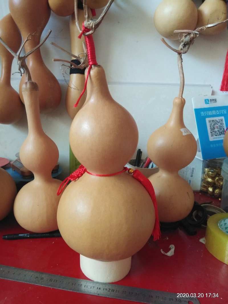 八宝中号葫芦，镇宅辟邪，摆放把玩。