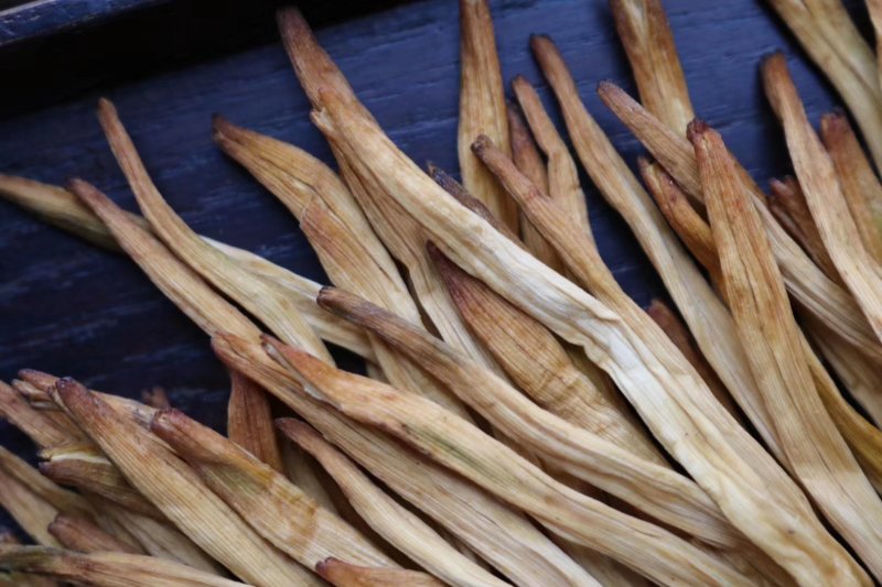 精选特级黄花菜干无熏硫味道浓口感鲜嫩脆爽一件代发