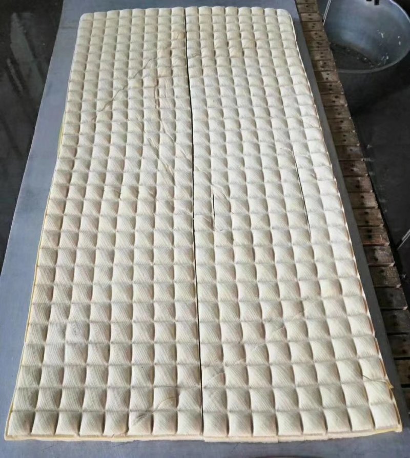 1000个云南石屏包浆豆腐臭豆腐烧烤豆腐