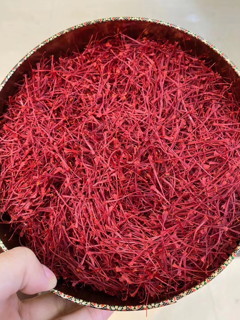 藏红花伊朗进口产地直发特级藏红花泡水
