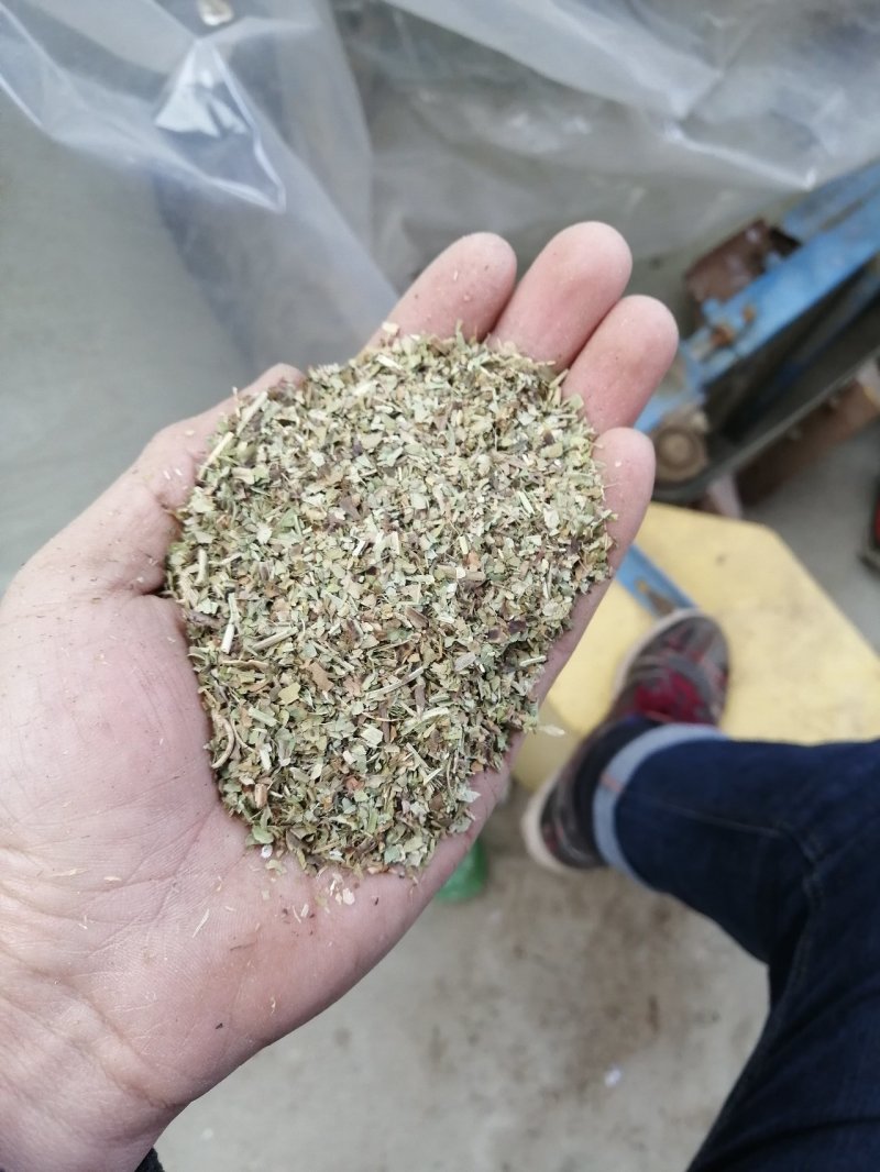 鸭饲料=除尘无土无膜花生秧碎叶，蛋白含量高，可视频看货
