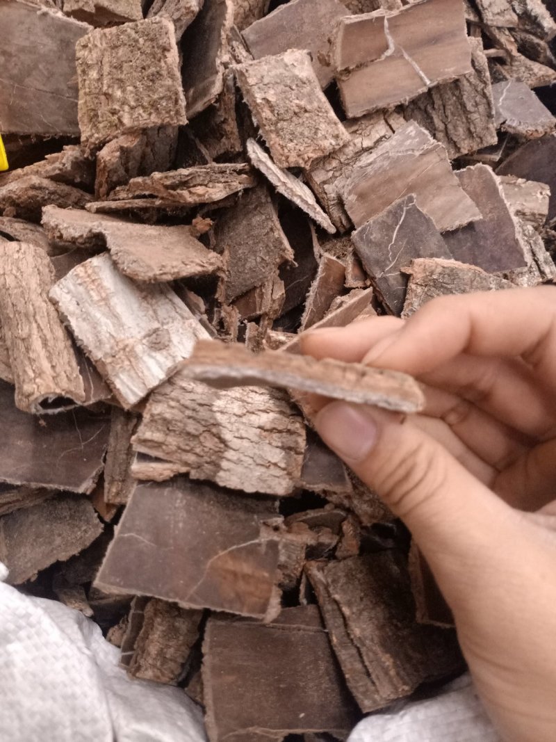 杜仲磨皮统货选装各种规格杜仲皮