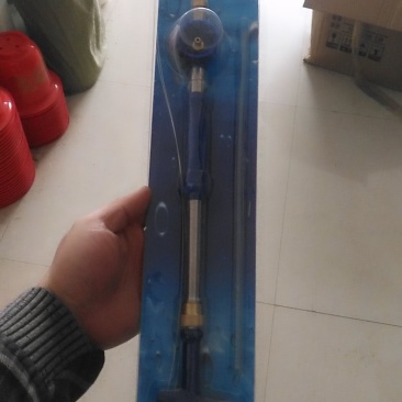 喷雾器，推拉式，可乐雪碧等饮料瓶通用，方便耐用。