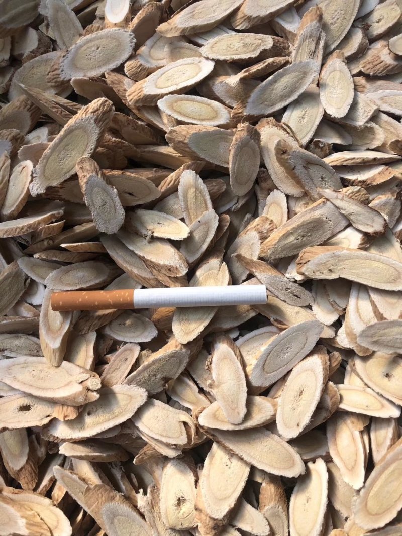 甘肃千年药乡黄芪，规格齐全。量大从优，合作共赢