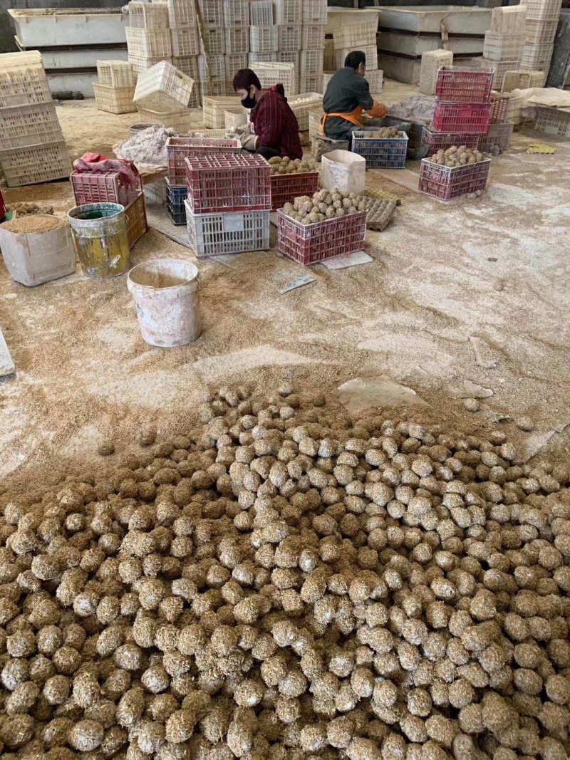 鸭皮蛋溏心黄心皮蛋糠皮不涩口味道保证