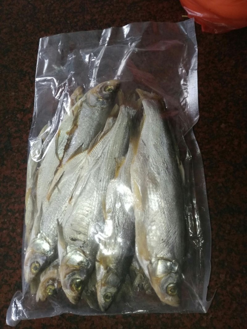 安徽太湖花亭湖翘嘴鱼干，淡水鱼干，小鱼干！