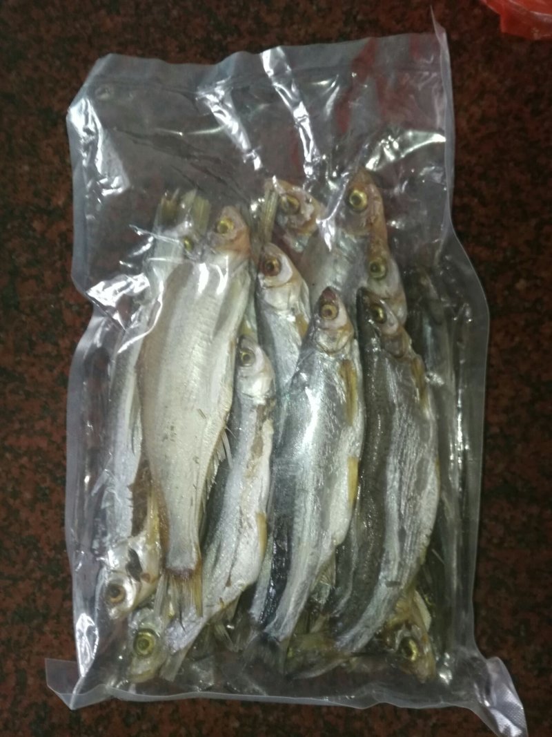 安徽太湖花亭湖翘嘴鱼干，淡水鱼干，小鱼干！