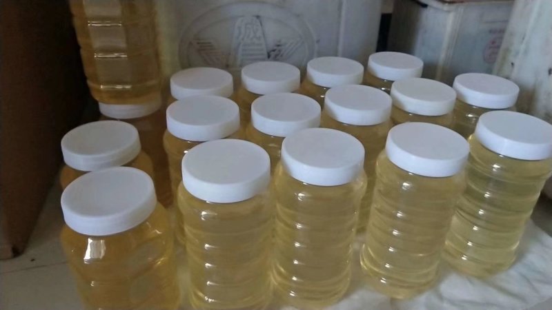 青海高原蜂蜜，坐落于青海海北藏族自治州，门源百里油菜花海