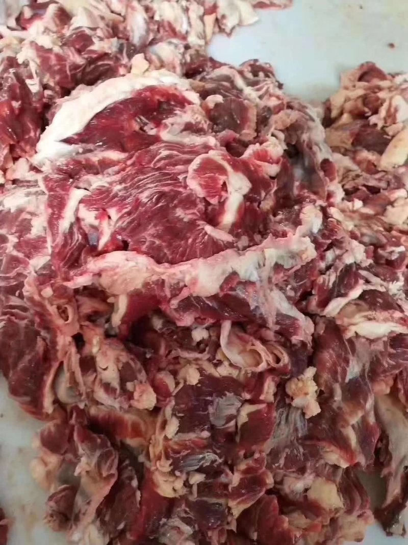精选纯干牛碎肉，精修瘦度高，可发样品