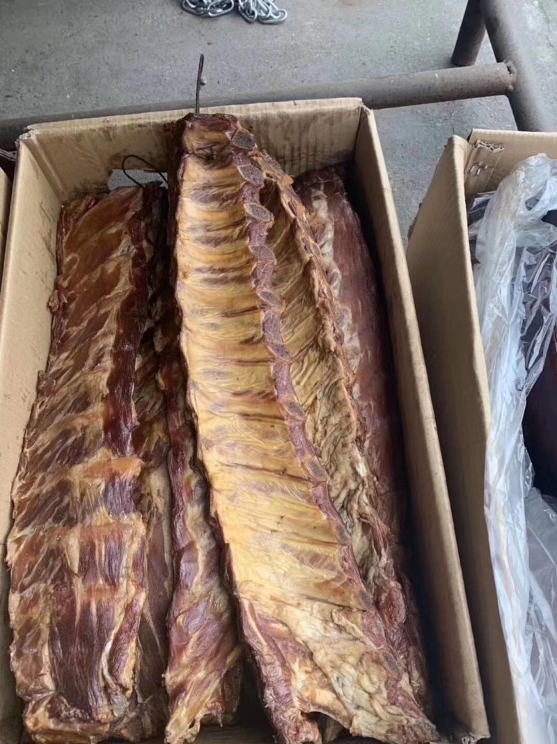 烟熏腊排骨全精排瘦排四川腊肉腊排骨批发干度好味道好