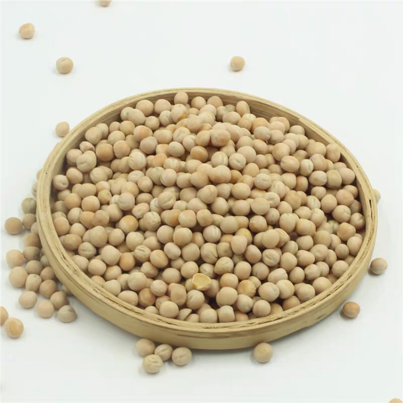白豌豆，过风过筛，破边少于10%，运费自理，