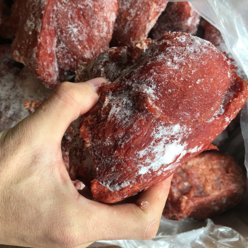 大块肉大块条子肉大块连筋肉猪肉腱子肉卤肉原料批发