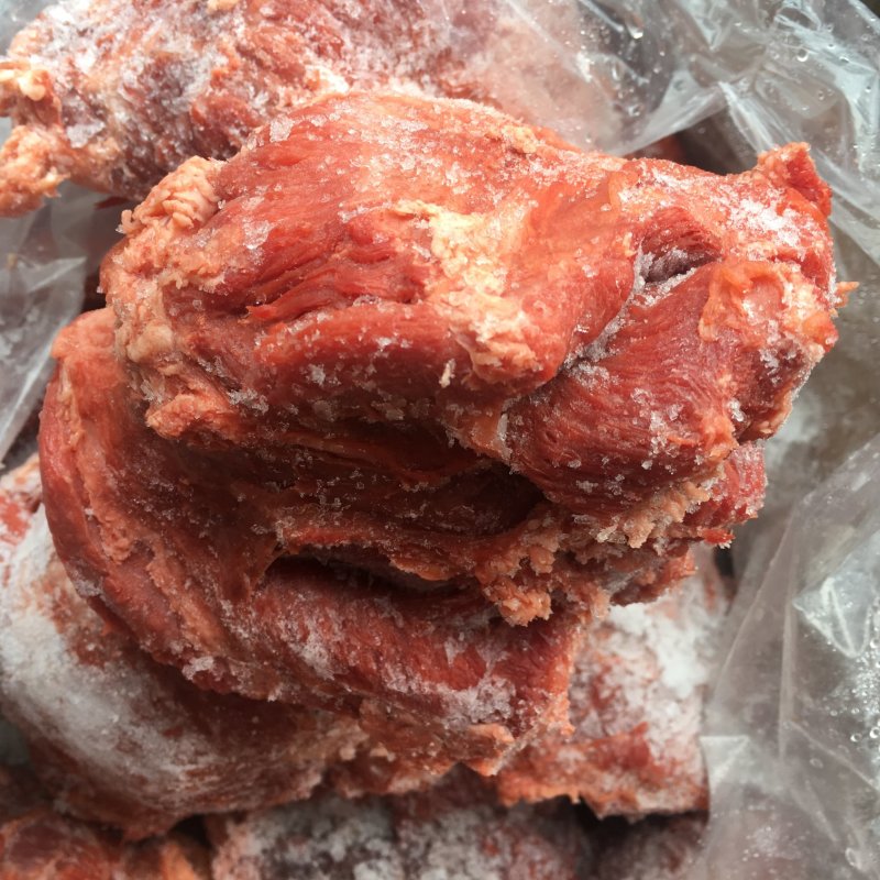 大块肉大块条子肉大块连筋肉猪肉腱子肉卤肉原料批发
