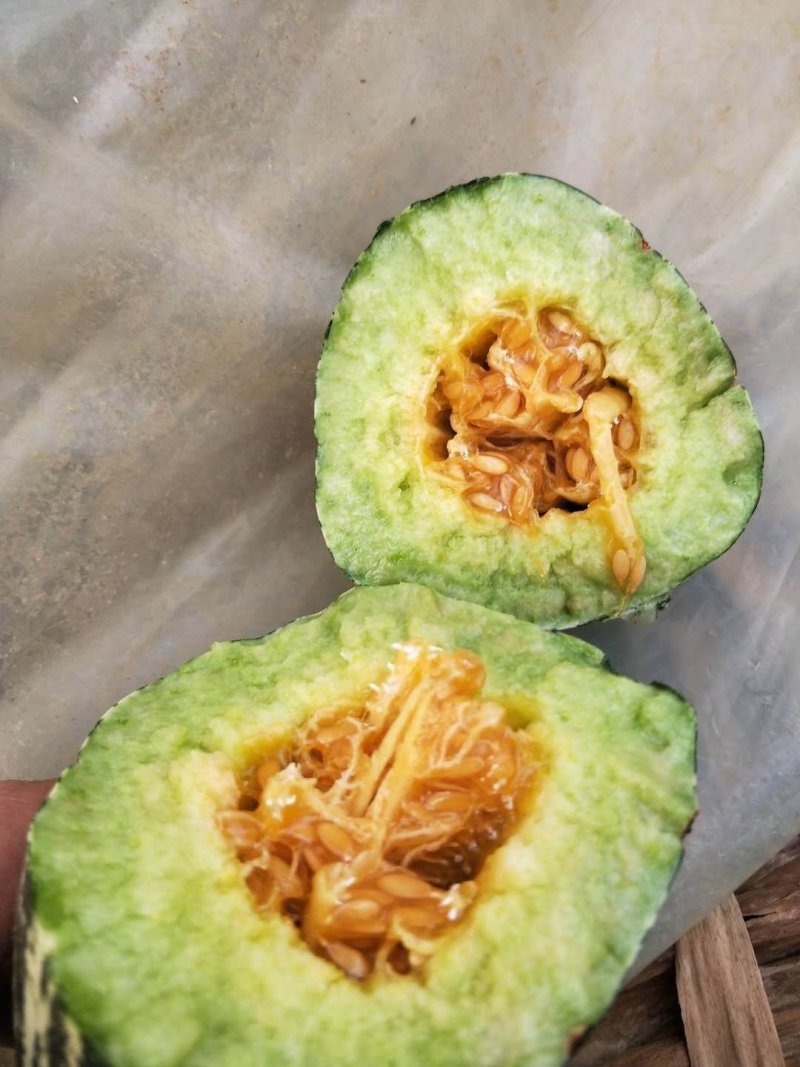 羊角蜜甜瓜，口感清脆香甜可口，对接电商平台，支持一件代发