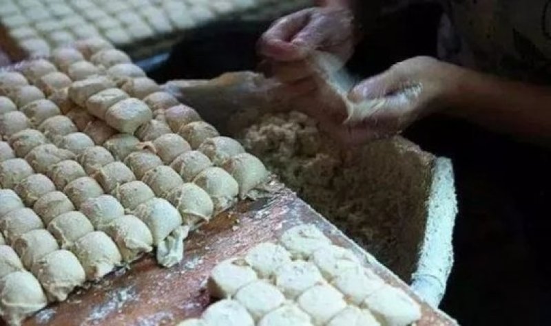 云南建水特产臭豆腐