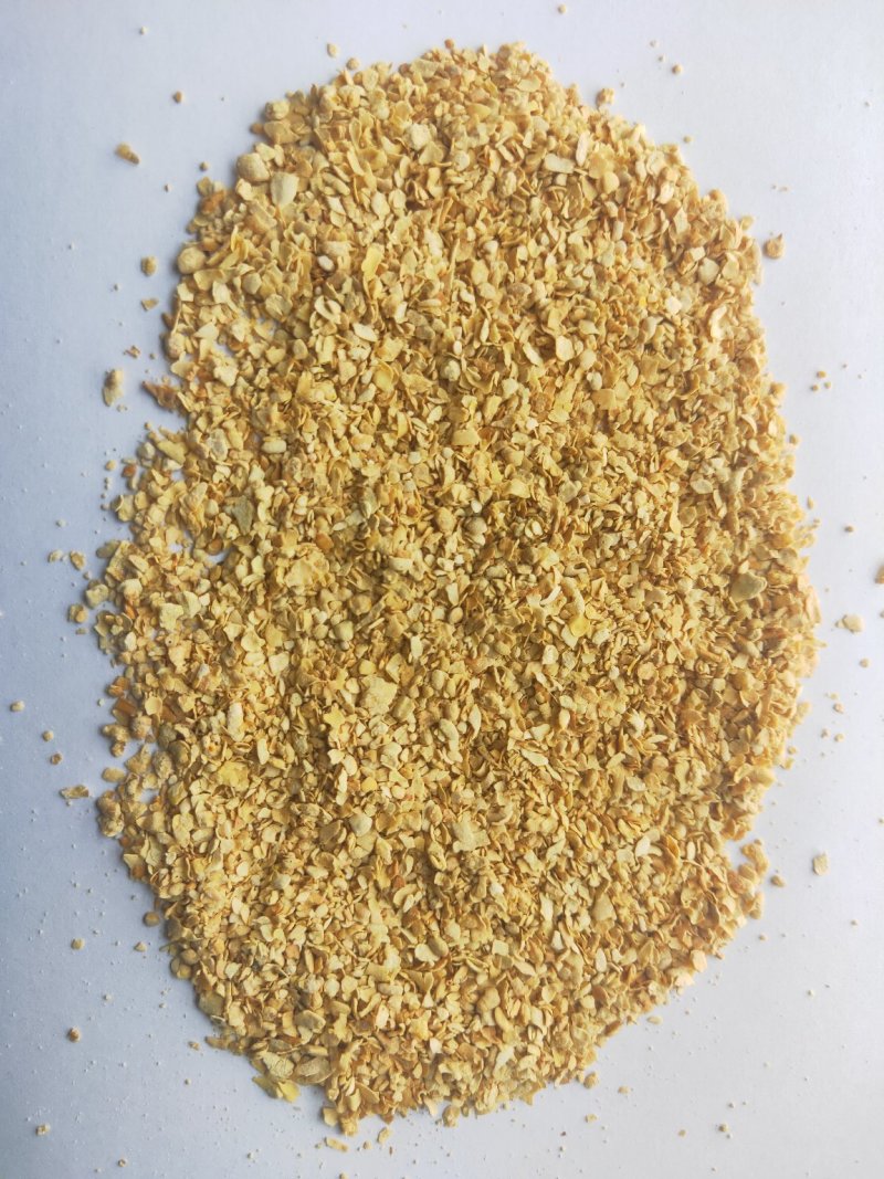 豆皮，豆渣，是牛，羊，猪，鸡，鸭，鹅等禽类的饲料