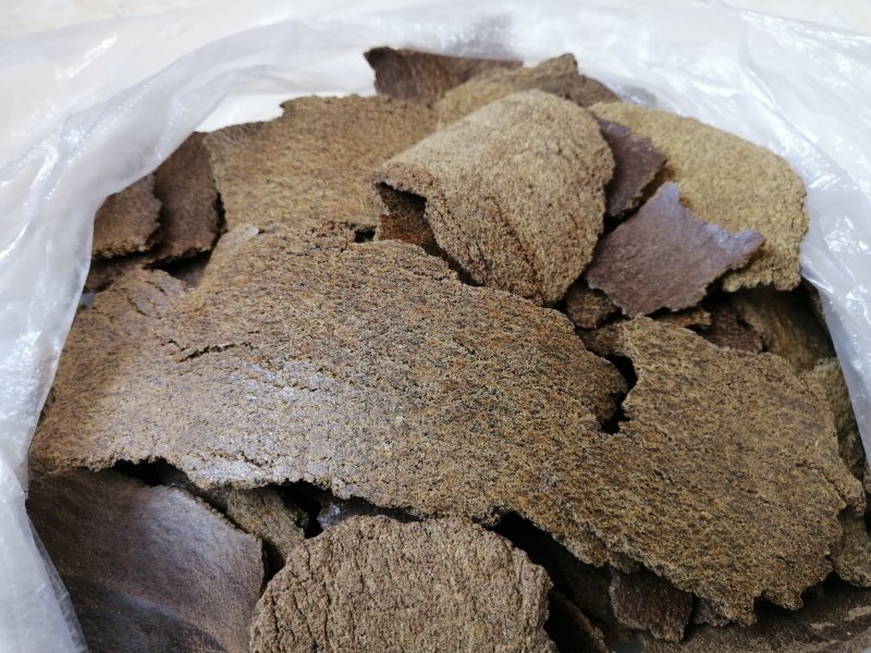 云南罗平熟榨菜籽饼品质优