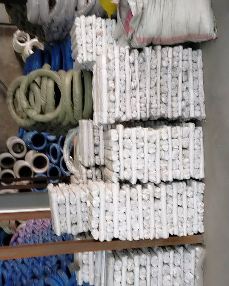 铁丝工地包扎丝大棚条断丝供应大量大棚配件
