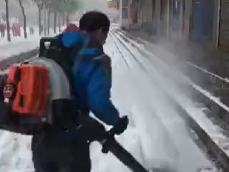 庭院清理吹叶机手提快速吹雪机多用途汽油大马力园林路面吹尘