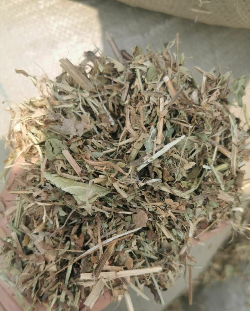 花生秧常年出售羊料牛料花生秧保证质量