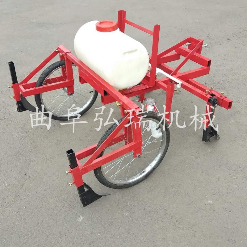 农用手扶带喷药地膜机多功能花生起垄打药覆膜机地瓜覆膜