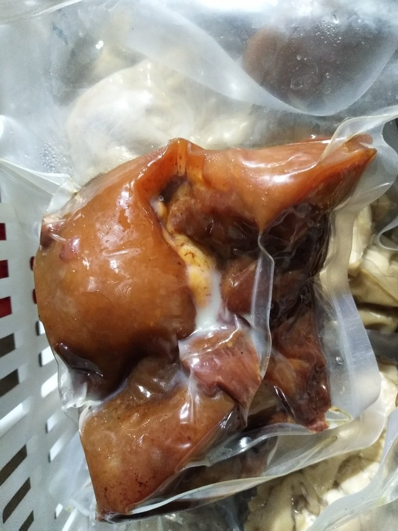 【精选】酱香猪头肉，450克开袋即食，可入商超，纯干无汤