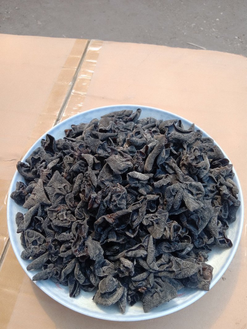 优质东北黑木耳肉厚无根价格优惠，城信至上，欢迎新老客户咨