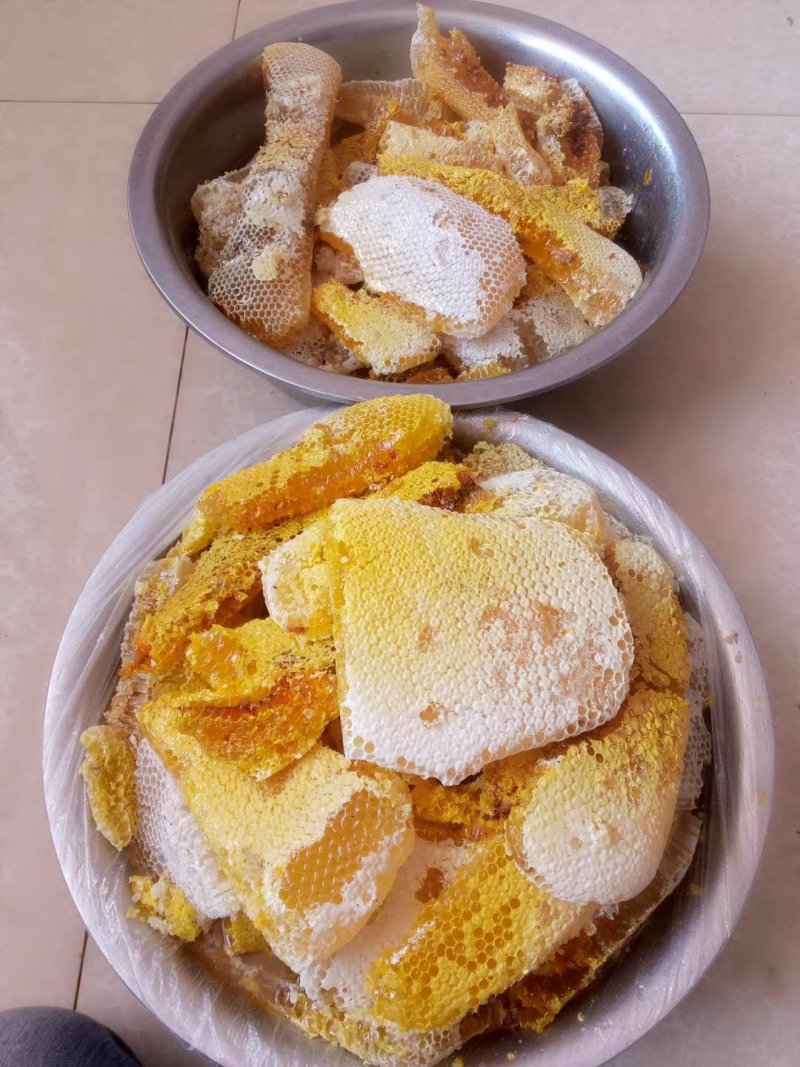 野生树洞蜂蜜，可长期合作，假一赔十