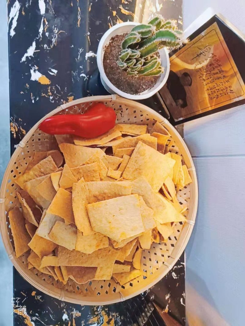 红薯片玉米片。