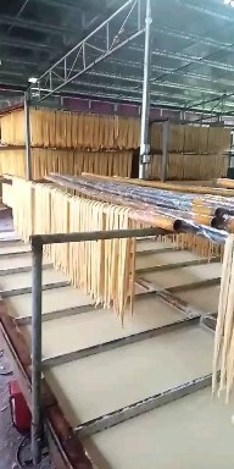 广西桂平特产社坡腐竹，纯山深井水制作。