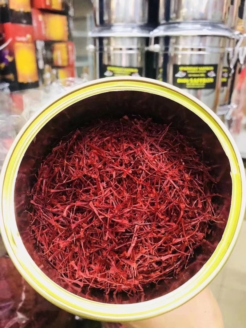 伊朗进口藏红花精品宽丝长丝100克200克瓶装蓝标精品