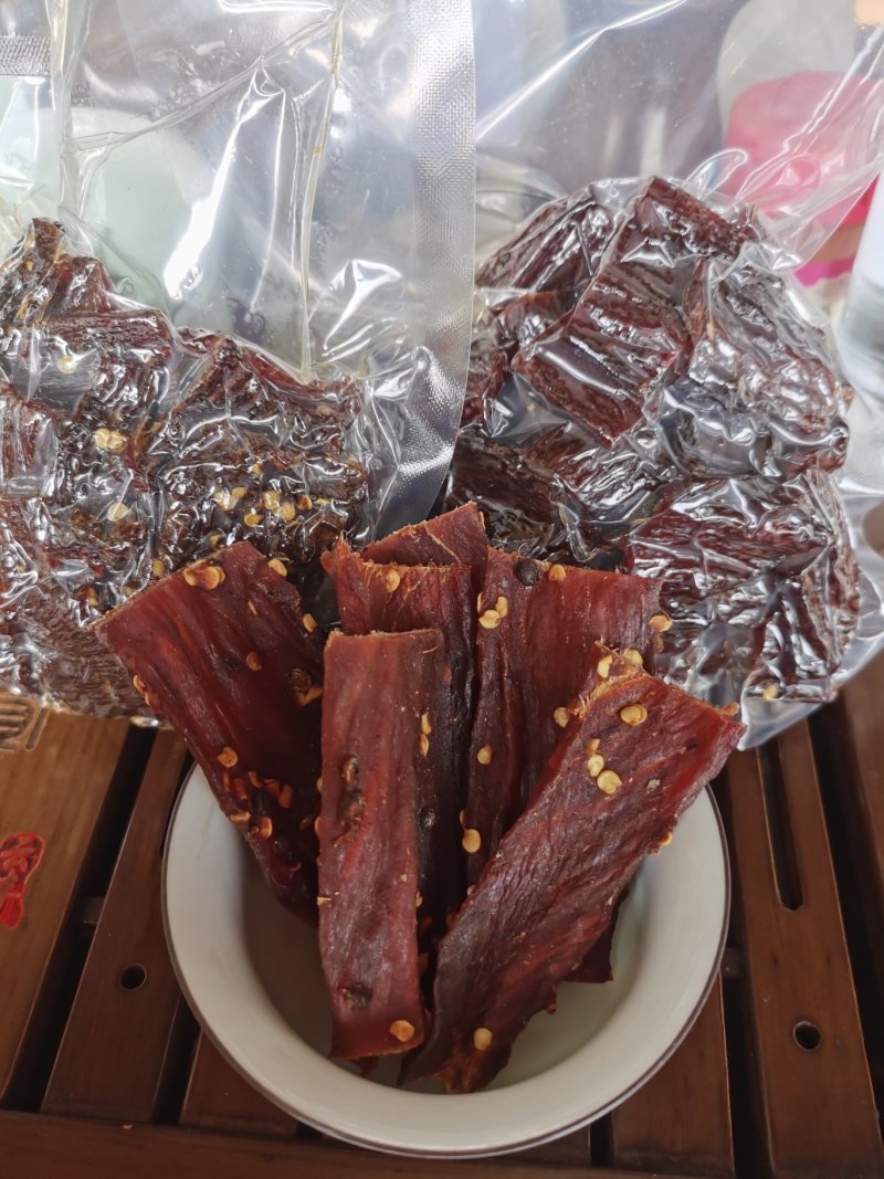 【爆款】香格里拉手撕风干牛肉干电商对接一件代发批发