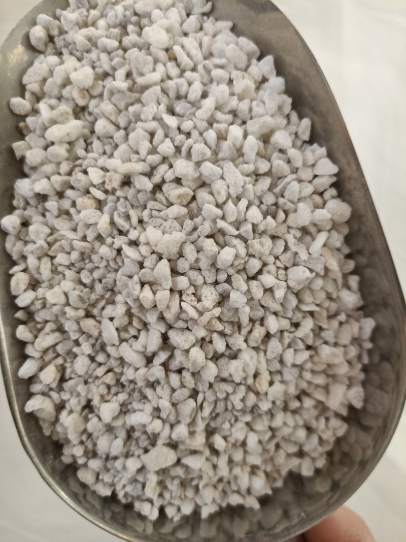 大量批发珍珠岩现货育苗基质培土栽花用珍珠岩颗粒