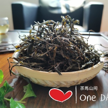 云南普洱茶无量山古树茶生态古茶绿茶散茶茶叶生茶