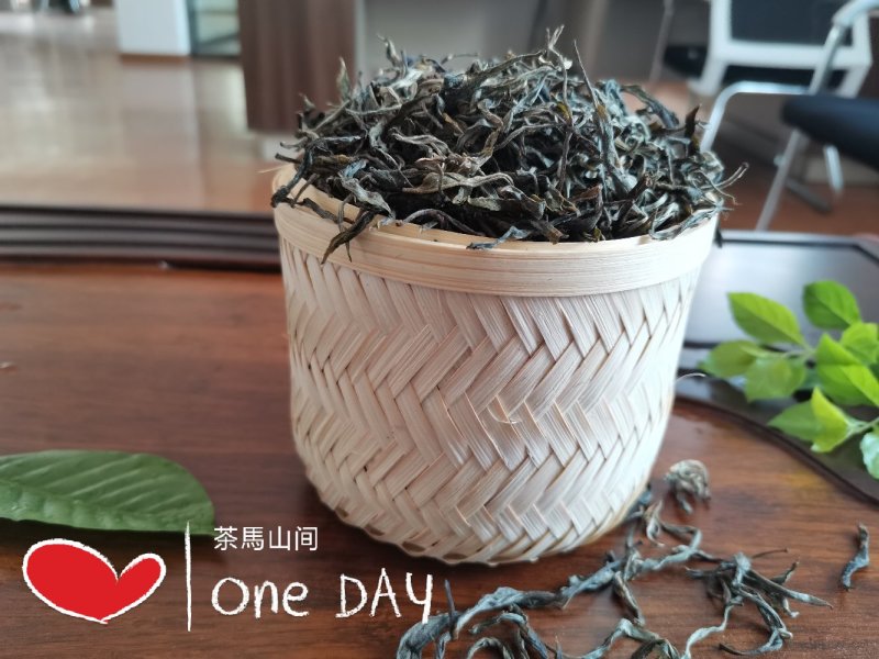 云南普洱茶无量山古树茶生态古茶绿茶散茶茶叶生茶