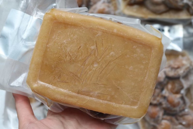40头即食南非鲍鱼8只装一袋溏心软滑口感浓香四溢带鲍汁