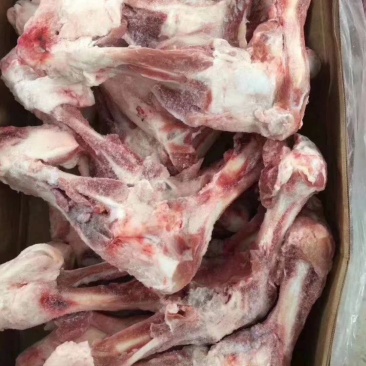 【有好货】带肉后腿骨，猪腿骨，大骨头，棒骨，纯干。
