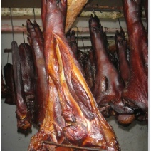 腊猪脚湘西烟熏腊猪脚（全国包邮）湖南腊猪脚好吃